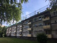 Steildachsanierung auf Mehrfamilienhaus in Winz-Baak